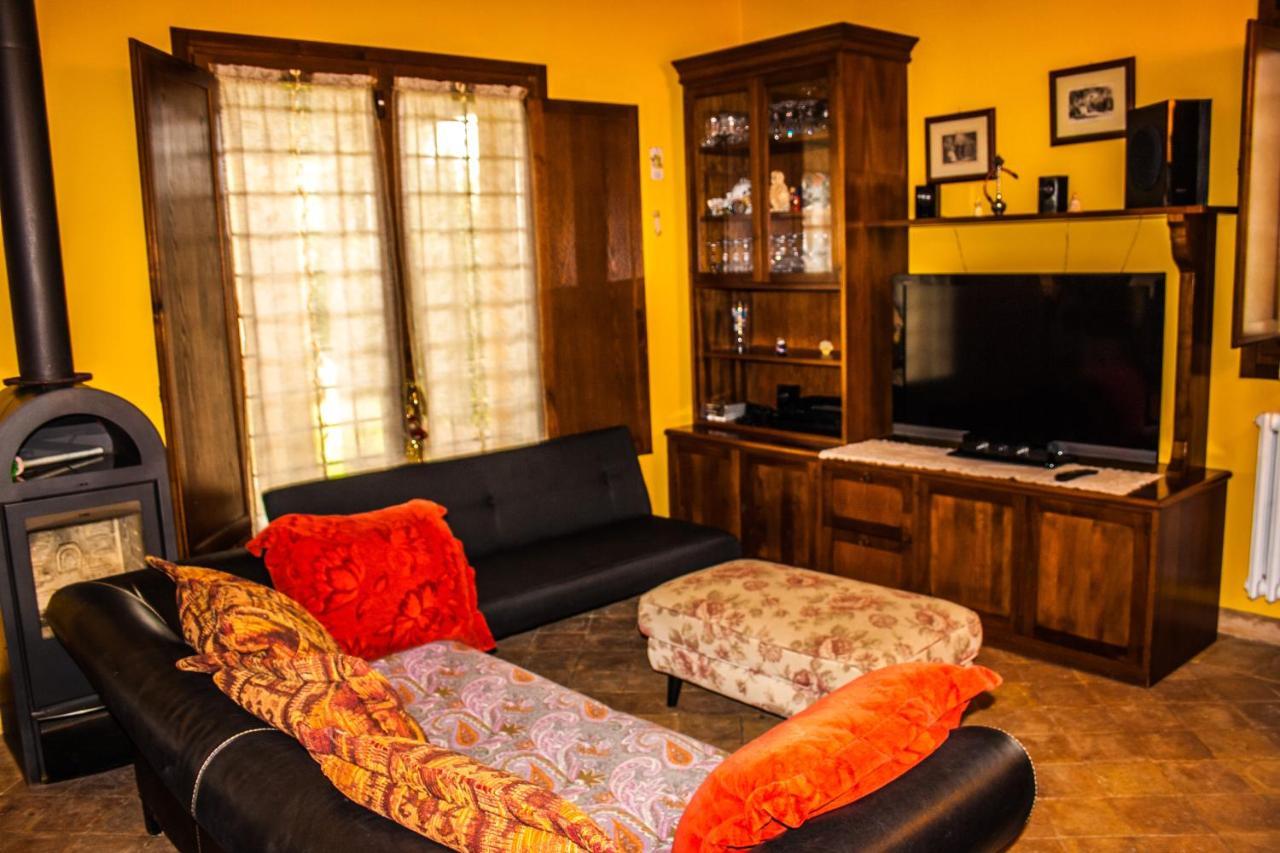 La Casa Di Betta Villa Monte Campano ภายนอก รูปภาพ